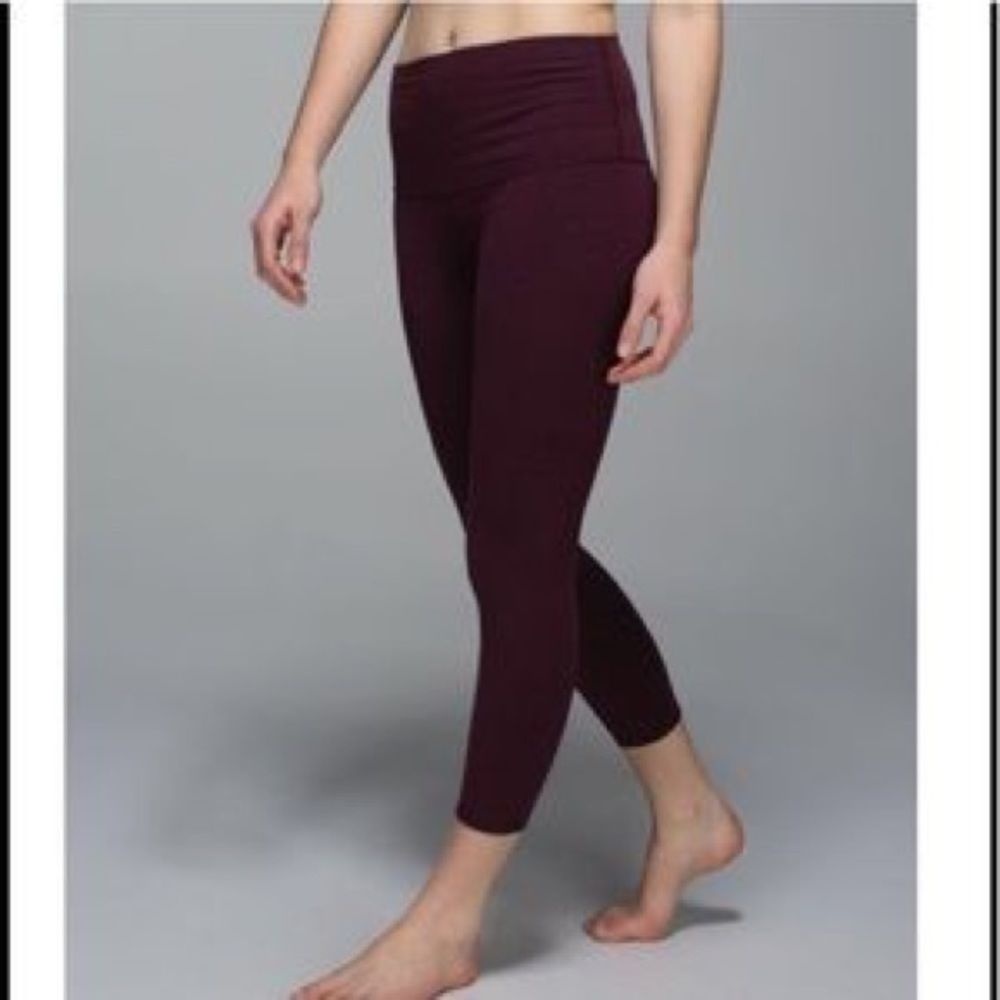 lululemon wunder under cotton crop size 8